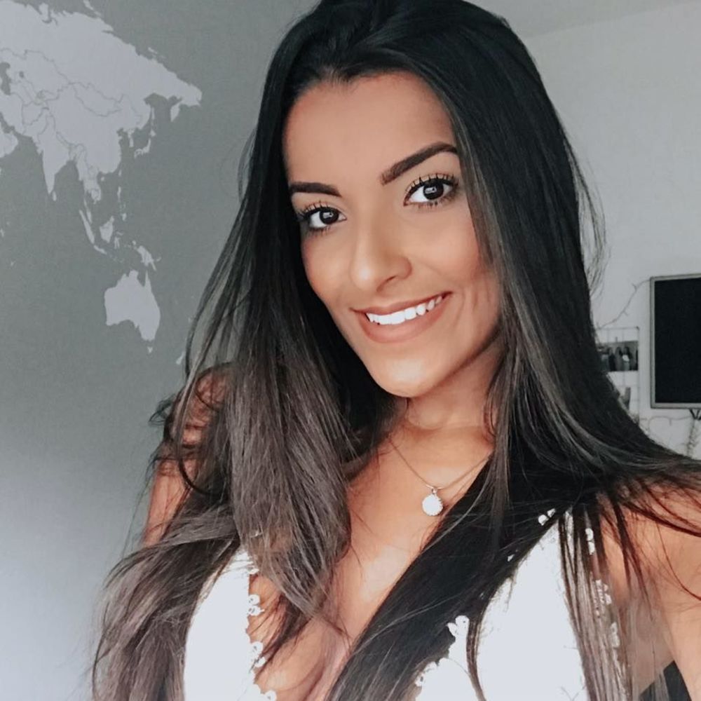 Meet your Posher, Alice